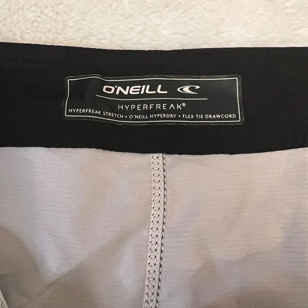 O'Neill Hyperfreak Camo Fade Boardshorts Men's Size 30‎ Sunset Orange Red NWOT